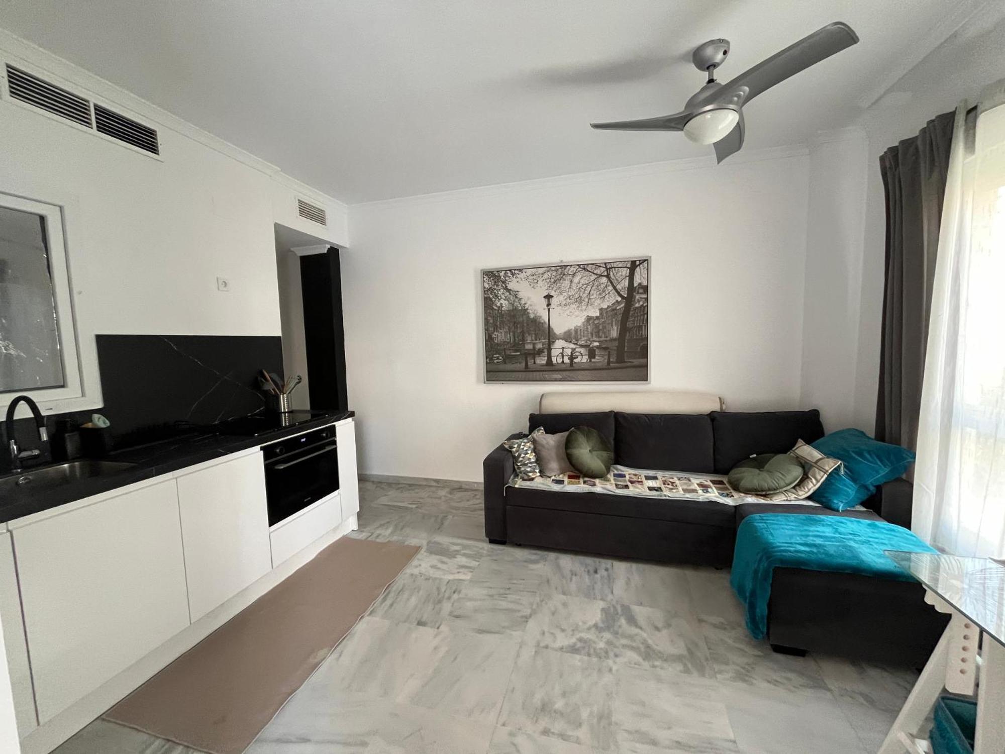Piso En Zona Tranquila De - Torrequebrada Golf Apartment Benalmadena Exterior photo