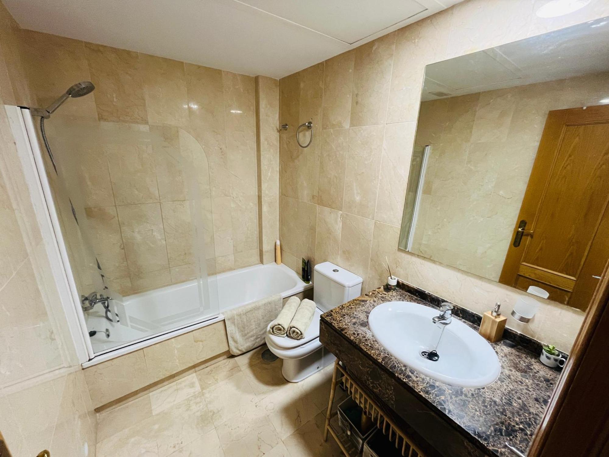 Piso En Zona Tranquila De - Torrequebrada Golf Apartment Benalmadena Exterior photo